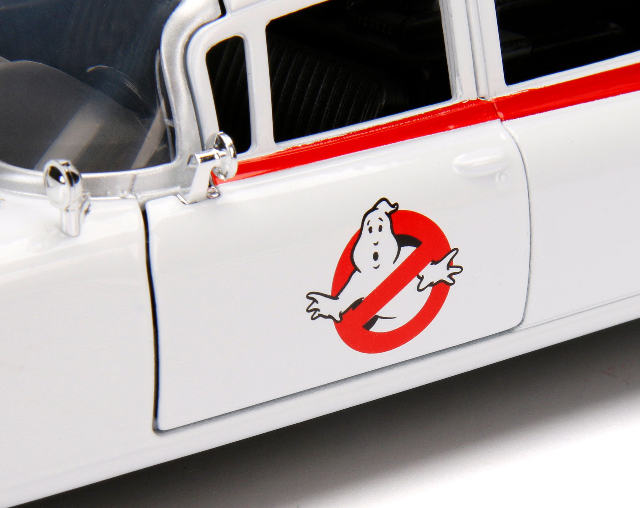 Otra imagen de Caza Fantasmas - Ecto-1 escala 1/24